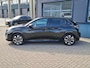 Peugeot 208 Allure | Elektrische parkeerrem | Extra getinte achterste zijruiten en achterruit | Extra getinte achterste zijruiten en achterruit