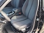 Peugeot 208 Allure | Elektrische parkeerrem | Extra getinte achterste zijruiten en achterruit | Extra getinte achterste zijruiten en achterruit