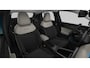 Fiat 600 600e La Prima | 10,25" touchscreen radio met Bluetooth, DAB & USB | Automatische airconditioning | Extra getint glas achter