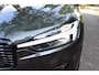 Volvo XC60 2.0 B4 R-Design 197PK PANO NIEUWSTAAT!