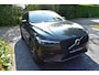 Volvo XC60 2.0 B4 R-Design 197PK PANO NIEUWSTAAT!