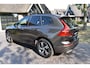 Volvo XC60 2.0 B4 R-Design 197PK PANO NIEUWSTAAT!