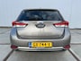 Toyota Auris 1.8 Hybrid Executive Clima | bluetooth | stoelverwarming | navi | isofix | Lm velgen | privacy glass
