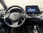 Toyota C-HR / C-HR+ 1.8 Hybrid Bi-Tone clima - full map navi - trekhaak - half leder - JBL - privacy glass - camera - sensoren