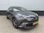 Toyota C-HR / C-HR+ 1.8 Hybrid Bi-Tone clima - full map navi - trekhaak - half leder - JBL - privacy glass - camera - sensoren