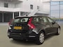 Volvo V60 1.6 T3 Kinetic Airco Cruise Leder Navi PDC Xenon