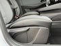 Renault Clio 1.6 E-Tech Full Hybrid 145 techno / Fabrieksgarantie tot 04-2027 / 360 Graden Camera / Stoel & Stuurverwarming / All Season Banden / Navigatie / Apple Carplay & Android Auto /