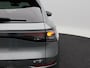 Volkswagen T-Roc Limited Edition 1.5 eTSI 116 PK | Achteruitrij Camera | Stoel- & Stuurverwarming | Carplay | Adaptieve Cruise Control |