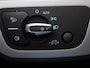 Audi A4 Avant 2.0 30 TDI S tronic Business Ed AUTOMAAT | LEDER | VIRTUEEL | CLIMA | CRUISE | STOELVERWARMING | ELEKTRISCHE KOFFERKLEP | LED | DAB | LMV | PDC | 12 MAANDEN BOVAG GARANTIE |