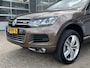 Volkswagen Touareg 3.0 TSI Hybrid Highline Luchtvering Stoelkoeling verwarming Panorama dak Camera Trekhaak 3500kg trekgewicht Telefoonverbinding Stoelmemory Parkeersensoren Onderhoudshistorie bekend