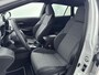 Toyota Corolla Touring Sports Hybrid 140 Dynamic | Apple Carplay / Android Auto | Stoelverwarming | Parkeersensoren voor/achter | Adaptive Cruise | Keyless | Clima | Camera | Full LED | 17 inch