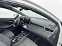 Toyota Corolla Touring Sports Hybrid 140 Dynamic | Apple Carplay / Android Auto | Stoelverwarming | Parkeersensoren voor/achter | Adaptive Cruise | Keyless | Clima | Camera | Full LED | 17 inch