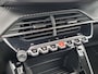 Peugeot 208 1.2 Turbo 100pk Style | Airco | Parkeersensoren | Cruise Control | Navigatie | Apple Carplay |