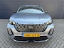 Peugeot e-2008 EV Allure Avantage 54 kWh 156pk | SoH 98% | Navigatie | Parkeercamera |