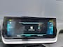 Peugeot e-2008 EV GT Pack 50 kWh | SOH 93% | Stoelverwarming | Apple Carplay | Alcantara Bekleding | Climate Control | Adaptieve Cruise Control |