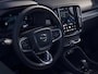Volvo EX40 Single Motor Ext. Range Ultra Black Edition. Eur. 82 kWh | Achterbank verwarmd | Achteruitrijcamera | Apple Carplay/Android Auto|telefoonintegratie premium