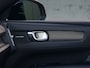 Volvo EX40 Single Motor Ext. Range Ultra Black Edition. Eur. 82 kWh | Achterbank verwarmd | Achteruitrijcamera | Apple Carplay/Android Auto|telefoonintegratie premium