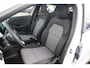 Renault Clio 1.0 TCe 90 Evolution 6-bak 16 inch LMV Carplay Android Navigatie Camera Rijstrooksensor Airco Cruise Control