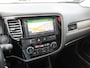 Mitsubishi Outlander 2.0 Intense AUTOMAAT | 69.494 KM NAP !! | 1E EIGENAAR | TREKHAAK | DEALER ONDERHOUDEN | 1.600 KG TREKGEWICHT | NAVIGATIE |