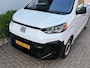 Fiat Scudo GB 1.5 Diesel 120pk L2/ Trekhaak/ 3 Zitplaatsen/ Camera achter/ Apple Carplay/ Vloer + wand platen/ Origineel NL/ NAP