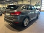 BMW X1 xDrive25e Executive X-Line | Camera | Stoelverwarming | HUD | Navigatie