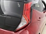 Toyota Aygo 1.0 VVT-i x-cite *automaat | Parkeersensoren voor+achter | Half lederen bekleding | Airco | Apple CarPlay/Android Auto |