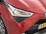 Toyota Aygo 1.0 VVT-i x-cite *automaat | Parkeersensoren voor+achter | Half lederen bekleding | Airco | Apple CarPlay/Android Auto |