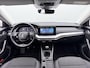 Skoda Octavia Combi 1.5 TSI First Edition | Zwenkbare trekhaak | PDC | ACC | Carplay |