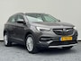 Opel Grandland X 1.2 Turbo Innovation 130 PK AUT | Achteruitrijcamera | Halfleder | Dodehoek Detectie | Chroom Exterieur | Apple Carplay/Android Auto | NAVI | E-Climate Control | Keyless Start & Entry | LED | 18" LMV