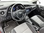 Toyota Auris 1.8 Hybrid Dynamic Go | Dealer onderhouden | Stoelverwarming | Navigatie | Climate Control | Cruise Control | Achteruitrijcamera | DAB | 17" Velgen |