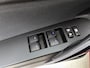 Toyota Auris 1.8 Hybrid Dynamic Go | Dealer onderhouden | Stoelverwarming | Navigatie | Climate Control | Cruise Control | Achteruitrijcamera | DAB | 17" Velgen |