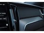 Volvo XC60 T8 455PK Automaat AWD Ultra Black Edition / stoelmassage - en ventilatie / Head-up display/ Harman Kardon audio/ BLIS/ Elektrischbedienbare stoelen met geheugen / Panoramadak/ Adaptive cruise control/ Pilot assist/ Apple Carplay/ Android auto/