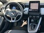 Renault Clio 1.6 E-Tech Hybrid 145 Techno / Navigatie / Trekhaak / Apple Carplay & Android Auto / Dealer Onderhouden / Achteruitrijcamera / Climate Control / Cruise Control / Lichtmetalen Velgen /