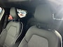 Renault Clio 1.6 E-Tech Hybrid 145 Techno / Navigatie / Trekhaak / Apple Carplay & Android Auto / Dealer Onderhouden / Achteruitrijcamera / Climate Control / Cruise Control / Lichtmetalen Velgen /
