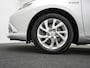 Toyota Auris Touring Sports 1.8 Hybrid Executive | Parkeersensoren V+A | Stoelverwarming | Trekhaak |