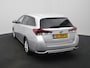 Toyota Auris Touring Sports 1.8 Hybrid Executive | Parkeersensoren V+A | Stoelverwarming | Trekhaak |