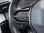 Peugeot e-2008 EV GT Pack 50 kWh Panodak / Camera / Stoelverwarming / Adapt. Cruise
