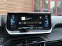 Peugeot e-2008 EV GT Pack 50 kWh Panodak / Camera / Stoelverwarming / Adapt. Cruise