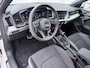 Audi A1 Sportback 25 TFSI S-line | Stoelverwarming | Parkeerhulp | Full LED | Carplay | Getint Glas | 17'' | Optiek Zwart |