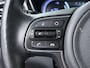 Kia Niro EV e-Niro DynamicPlusLine 64 kWh - SOH 96,5% - Schuif-/kanteldak - Stoel-/stuurverwarming - Trekhaak - Apple CarPlay/Android Auto - Fabrieksgarantie tot 08-2028