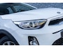 Kia Stonic 1.0 T-GDi 100 MHEV DynamicLine | Navigatie | Apple Carplay | Android Auto | Achteruitrijcamera | Parkeersensoren | Climate Control | Lichtmetalen Velgen | Cruise Control Adaptief