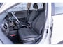 Kia Stonic 1.0 T-GDi 100 MHEV DynamicLine | Navigatie | Apple Carplay | Android Auto | Achteruitrijcamera | Parkeersensoren | Climate Control | Lichtmetalen Velgen | Cruise Control Adaptief