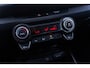 Kia Stonic 1.0 T-GDi 100 MHEV DynamicLine | Navigatie | Apple Carplay | Android Auto | Achteruitrijcamera | Parkeersensoren | Climate Control | Lichtmetalen Velgen | Cruise Control Adaptief