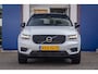 Volvo XC40 1.5 T4 Recharge R-Design | Apple Carplay/Android Auto | panorama-dak | Keyless entry/Start | 360 Camera | FULL Led | Aluminium interieur afwerking | Apple Carplay/Android Auto|telefoonintegratie premium | Elektrisch bedienbare achterklep met sensorsturing