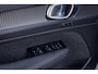 Volvo XC40 1.5 T4 Recharge R-Design | Apple Carplay/Android Auto | panorama-dak | Keyless entry/Start | 360 Camera | FULL Led | Aluminium interieur afwerking | Apple Carplay/Android Auto|telefoonintegratie premium | Elektrisch bedienbare achterklep met sensorsturing