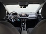 Kia Stonic 1.0 T-GDi MHEV DynamicLine 6-bak 112PK | Trekhaak | Luxe Stof | Glans Exterieur | Achteruitrijcamera + Sensor Achter | Airco | Adaptieve Cruise Control | Start/Stop | ESP | AEB | ASR | ABS | Rijstrook correctie | Bluetooth | LED | 15" LMV