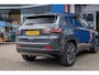 Jeep Compass 4xe 240 Plug-in Hybrid Electric Limited | | Camera | Cruise adaptief | Apple Carplay/Android Auto | Elektrisch bedienbare achterklep met sensorsturing | Keyless entry/start | Navigatiesysteem | Achteruitrijcamera | Cruise control adaptief met Stop&Go | Elektrisch bedienbare achterklep met sensorsturing