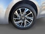 Suzuki Swift 1.2 Style Smart Hybrid | NL Auto | Volledige Historie | Achteruitrijcamera | Stoelverwarming | Dodehoek Detectie | Navigatiesysteem |