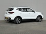MG MG ZS EV Luxury 45 kWh / SOH 90,99% / Afneembare trekhaak / Schuif-kanteldak / Adaptieve cruise control / Achteruitrijcamera / Apple Carplay/Android Auto