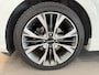Kia Picanto 1.2 CVVT GT-Line | Leder | Keyless | Stoel- & Stuurverwarming | Achteruitrijcamera met Parkeersensoren achter | Dode-hoek-detectie